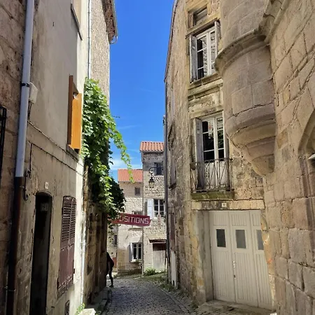 Le Petit Forez, Cosy Et Authentique Saint-Bonnet-le-Château